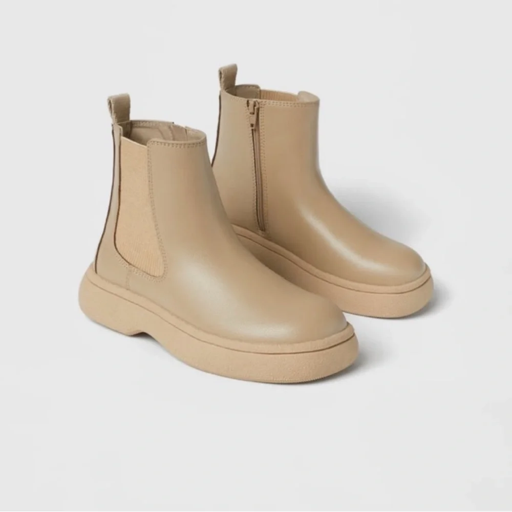 Zara Tan Boots